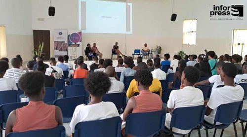 Santiago Norte: Academia Sintaxy capacita jovens para o mercado de trabalho tecnológico