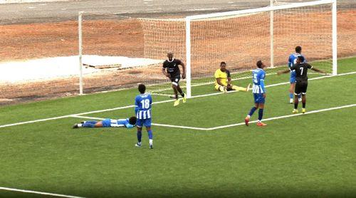 Futebol/Boa Vista: Académica e Onze Estrelas vencem no fecho da sexta jornada do campeonato