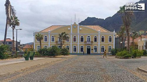 Autárquicas 2024/Ribeira Grande: Controvérsia sobre local do encerramento agita recta final da campanha