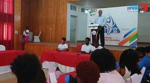 Secretário-geral do MpD preocupado com baixa taxa de natalidade em Cabo Verde
