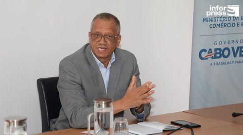 Governo reconhece transtornos causados por cortes de energia e garante normalização em breve
