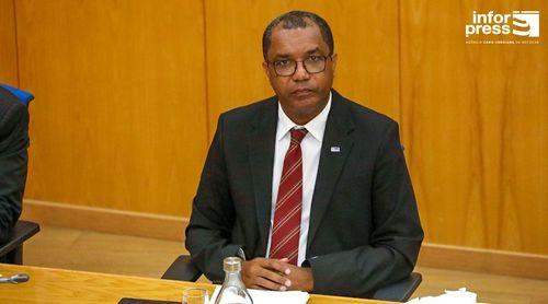Parlamento: Amadeu Cruz enaltece actuação do Governo na resposta a crises que afectaram o país