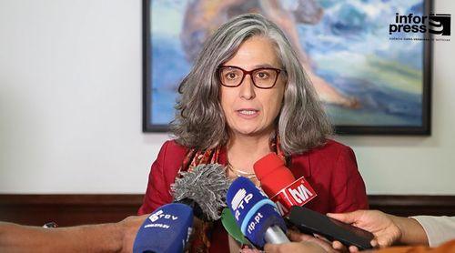 Directora executiva da ONU-Habitat satisfeita com resultados dos projectos implementados no Centro Comunitário de Água Funda