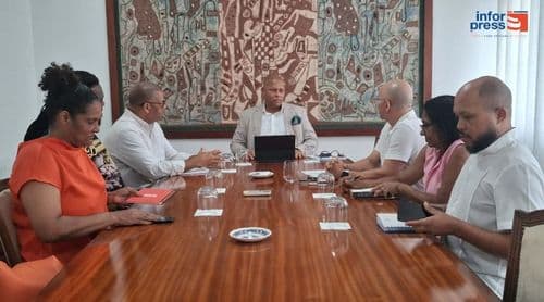 São Vicente: Governo vai subsidiar cada grupo com três mil contos e doar sede à Ligoc-SV