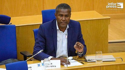  Parlement : l’UCID défend la régionalisation et dénonce « l’abandon historique » de l’île de São Vicente 