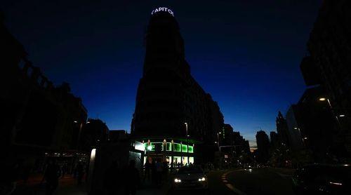 Sánchez diz não descartar hipóteses para causa de desaparecimento inédito de energia