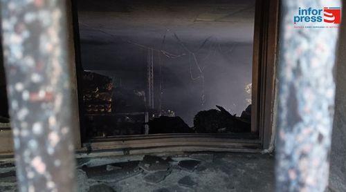 São Filipe: Incêndio destrói armazém da Casa Comercial Cíntia I no centro histórico da cidade