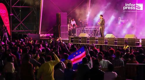 Gamboa 2026: Artistas destacam emoção e ligação ao público no 2.º dia do Festival
