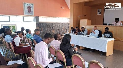 Santa Cruz: Assembleia Municipal faz apreciação positiva do relatório de actividades e contas de gerência de 2025