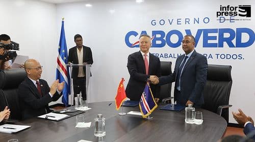 Governo e chinesa CIMEC assinam memorando para reforçar cooperação em áreas estratégicas