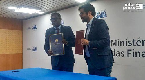Cabo Verde recebe apoio de Espanha no valor de 163 mil contos para desenvolver economia azul
