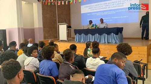 Santa Catarina: Independência e democracia são ganhos de todos os cabo-verdianos – presidente da Assembleia Nacional (c/áudio)
