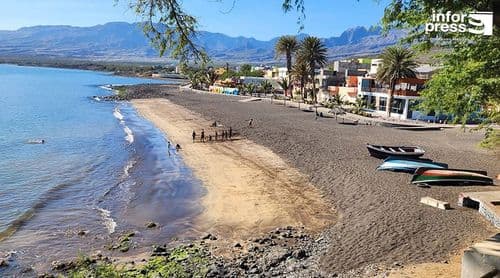 Porto Novo: Autarquia investe na manutenção das praias balneares com foco no turismo balnear 