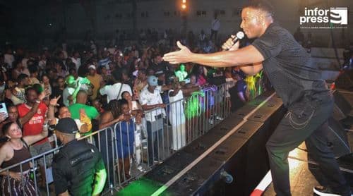 Brava: Kino Cabral regressa aos palcos bravenses após 17 anos e encanta público no Baile Popular Nhô Son Djon 2026