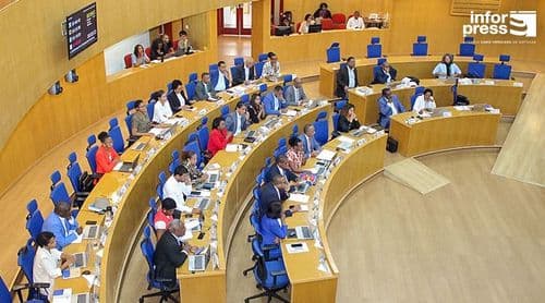 Parlamento: MpD acusa Governo de funcionar como “agência partidária de emprego”