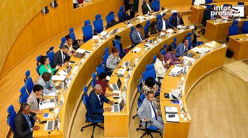 Parlamento: MpD defende que reformas introduzidas em 2016 resultaram em progressos na gestão do Fundo do Turismo e Ambiente