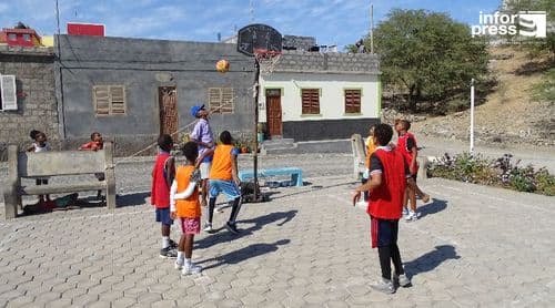 Porto Novo/Basquetebol: Projecto de iniciação ao basquetebol arranca hoje no Tarrafal de Monte Trigo