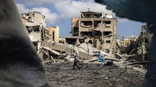 Mísseis iranianos atingem várias cidades israelitas importantes