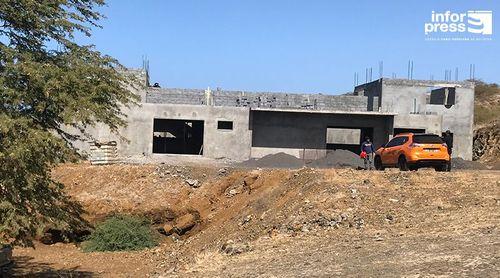 Fogo: Casa de acolhimento de peregrinos e cobertura do espaço das celebrações em curso na Capela de Nossa Senhora do Socorro