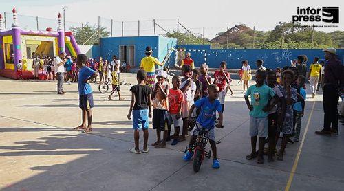 Câmara da Praia promove tarde lúdica para crianças em São Martinho Pequeno