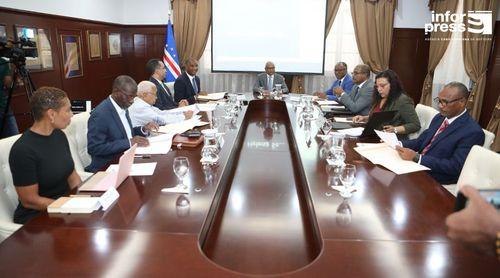 Independência/50 Anos: PR antevê “uma grande festa nacional” e com actividades descentralizadas