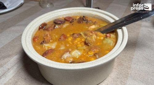 Portugal: Catchupa “com sabor a Cabo Verde” é um dos pratosmais pedidos em restaurante em Almada (c/áudio)