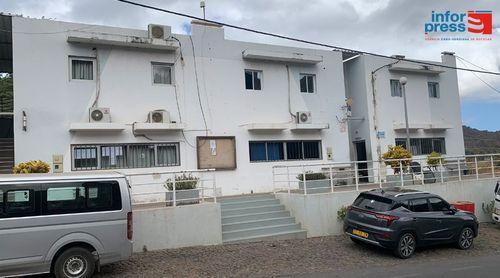 São Lourenço dos Órgãos: Funcionários municipais começam a receber salário em atraso ainda hoje – autarca