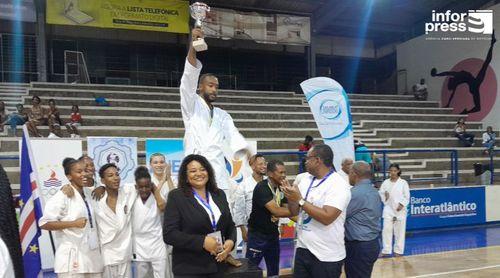 Associação de Karaté de São Vicente é a grande vencedora do campeonato Nacional com seis medalhas de ouro