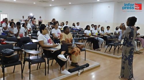 São Vicente: Coordenadora dos Campus de Matemática sugere aumento da carga horária e formação contínua dos professores