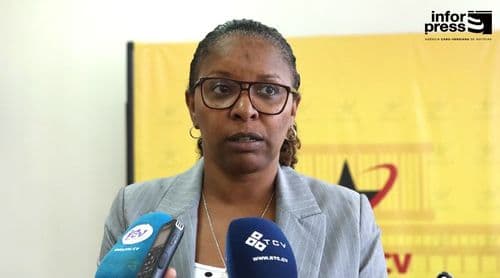 Carla Lima eleita líder parlamentar do PAICV por unanimidade dos deputados do partido