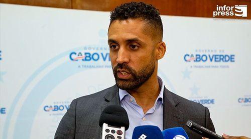 Basquetebol: Ministro do Desporto agradece a Emanuel Trovoada trabalho feito na selecção cabo-verdiana