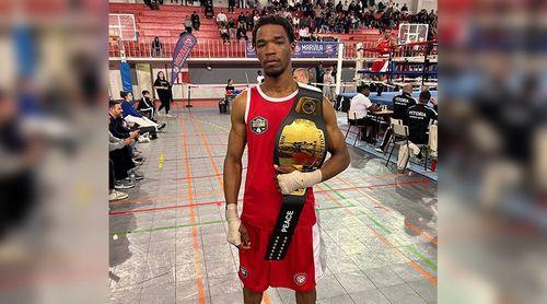Carlos Silva revalida título de campeão no Open Boxe Marvila na categoria 71 quilos