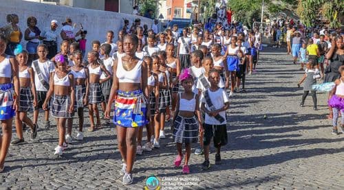 Carnaval 2025/São Salvador do Mundo: Grupos carnavalescos recebem subsídios para competição
