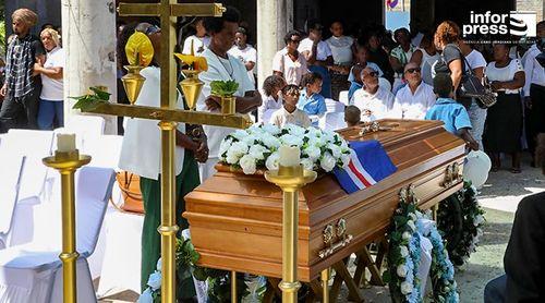 Familiares e artistas prestam última homenagem a Romeu di Lurdis e destacam legado humano e cultural