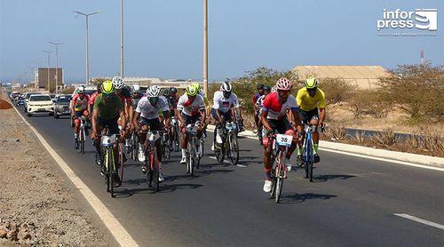 Ciclismo: Nélio Cruz consagra-se bicampeão do Giro Praia’2025 no percurso de 110 quilómetros