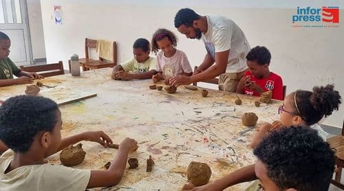 São Vicente: Colónia de Artes "Karuntxinha" procura despertar talentos e reforçar autoestima das crianças