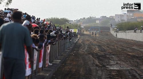 Festividades/São Filipe: Três cavalos da mesma cocheira na mesma série para a disputa da final