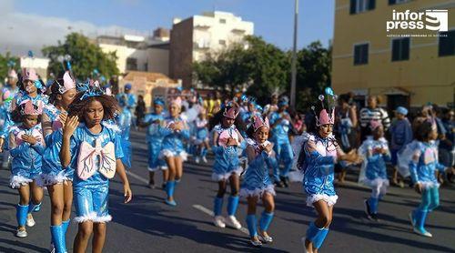 São Vicente/Carnaval: Delegacia de Saúde leva tema “Viagem pelo corpo humano” às ruas para incentivar autocuidado