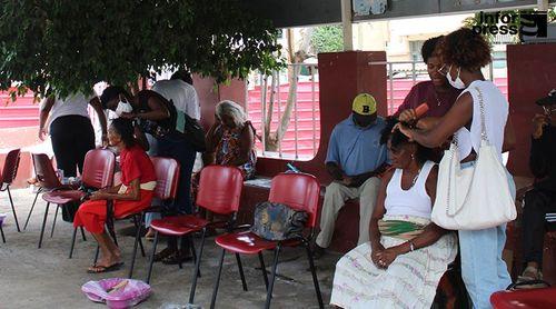 Praia: Cruz Vermelha inicia programação para dia do idoso focada em estética e autoestima