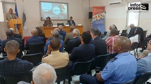 Ministro reconhece necessidade de respostas integradas na afirmação de Cabo Verde como “hub” atlântico