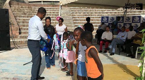 Autarquia agracia 550 crianças de famílias de baixa renda com kits escolares neste novo ano lectivo