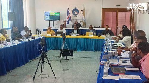 Porto Novo/Cheias: Edil porto-novense acusa Governo de competir com autarquia 