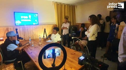 Boa Vista: Elji Beatzkilla é o primeiro artista entrevistado no PodSchool da Escola Secundária da Boa Vista