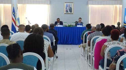 Ilha do Sal: Primeiro-ministro destaca poder da esperança em lançamento de livro "Embaixadores da Esperança"