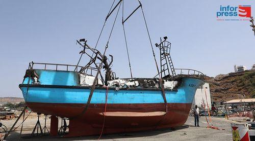 Praia: Incêndio na embarcação "Peixe Rei II" sob investigação da PJ