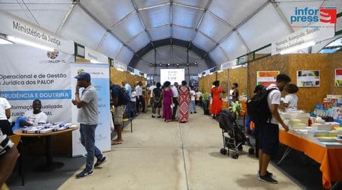 Feira do Livro: Expositores apontam “balanço positivo” apesar de persistirem desafios na promoção da leitura em papel