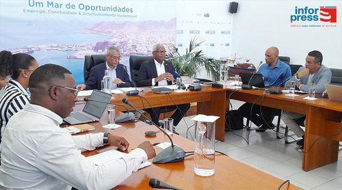 Ministros do Mar e do Ambiente destacam importância do diálogo “que tem que existir” entre os dois ministérios