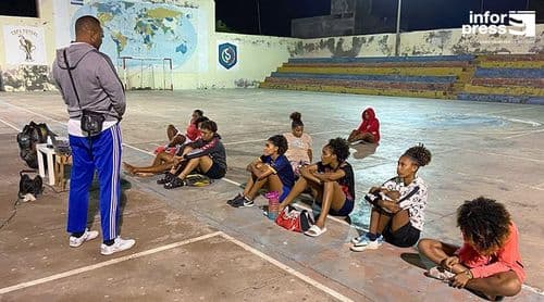 Porto Novo/Desporto: Escola de iniciação Rildo Tavares inicia projecto de futebol e futsal feminino