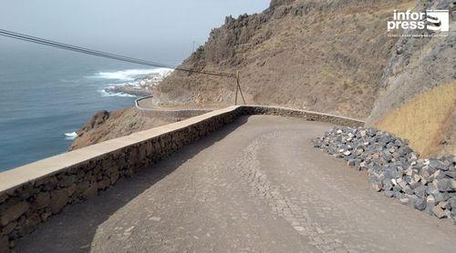 Ribeira Grande: Obras na Estrada de Fontainhas inauguradas por ocasião das festas do município - CMRG