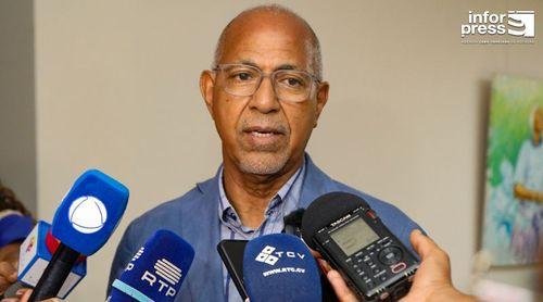 Ministro concorda com revisão da pensão de Carlos Veiga, mas espera decisão do Tribunal